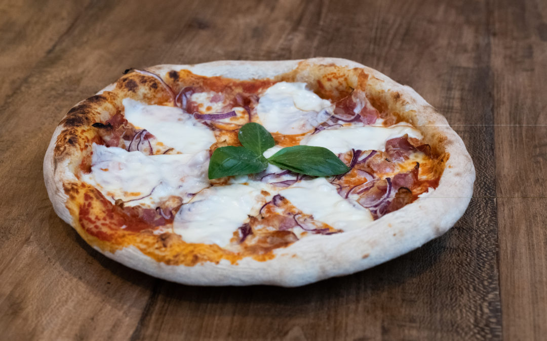 PIZZA CARTEL. Entorno cool para verdaderas pizzas napolitanas